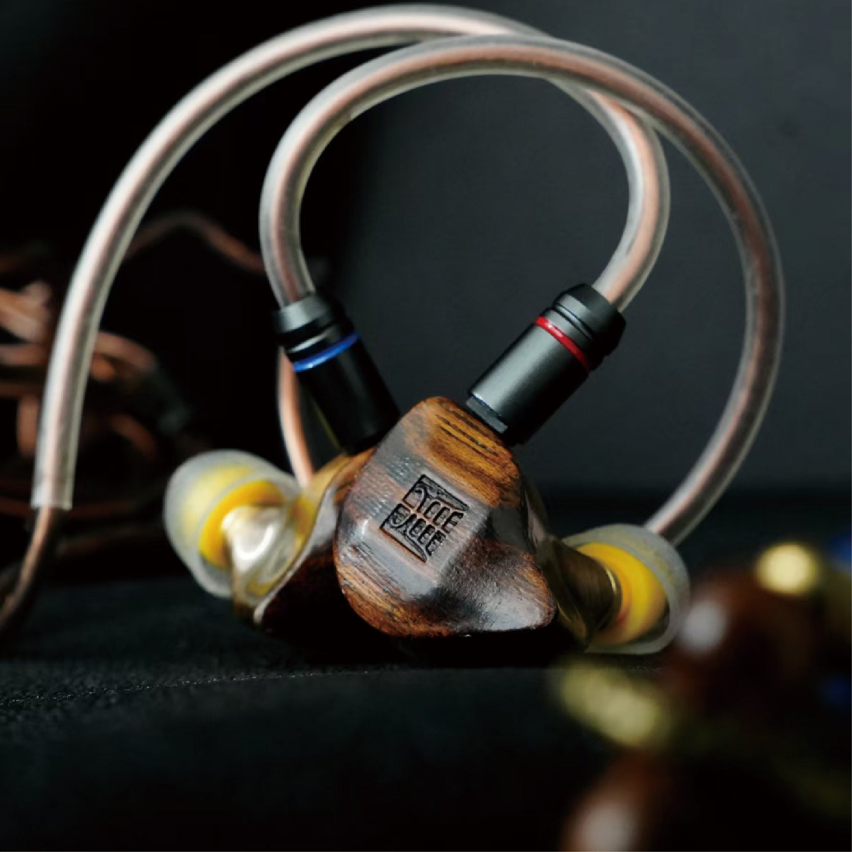 TANGZU Du Fu 2 Hybrid IEM | Titanium Dynamic + Dual Balanced Armature | Ebony & Brass Housing
