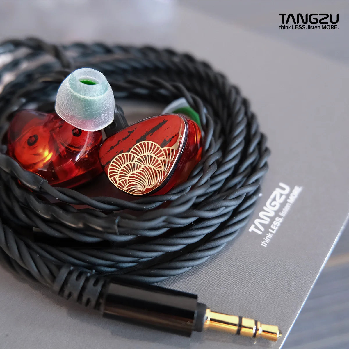 TANGZU Xuan Nv IEM – Dual Dynamic HiFi In-Ear Monitors with 2Pin Cable