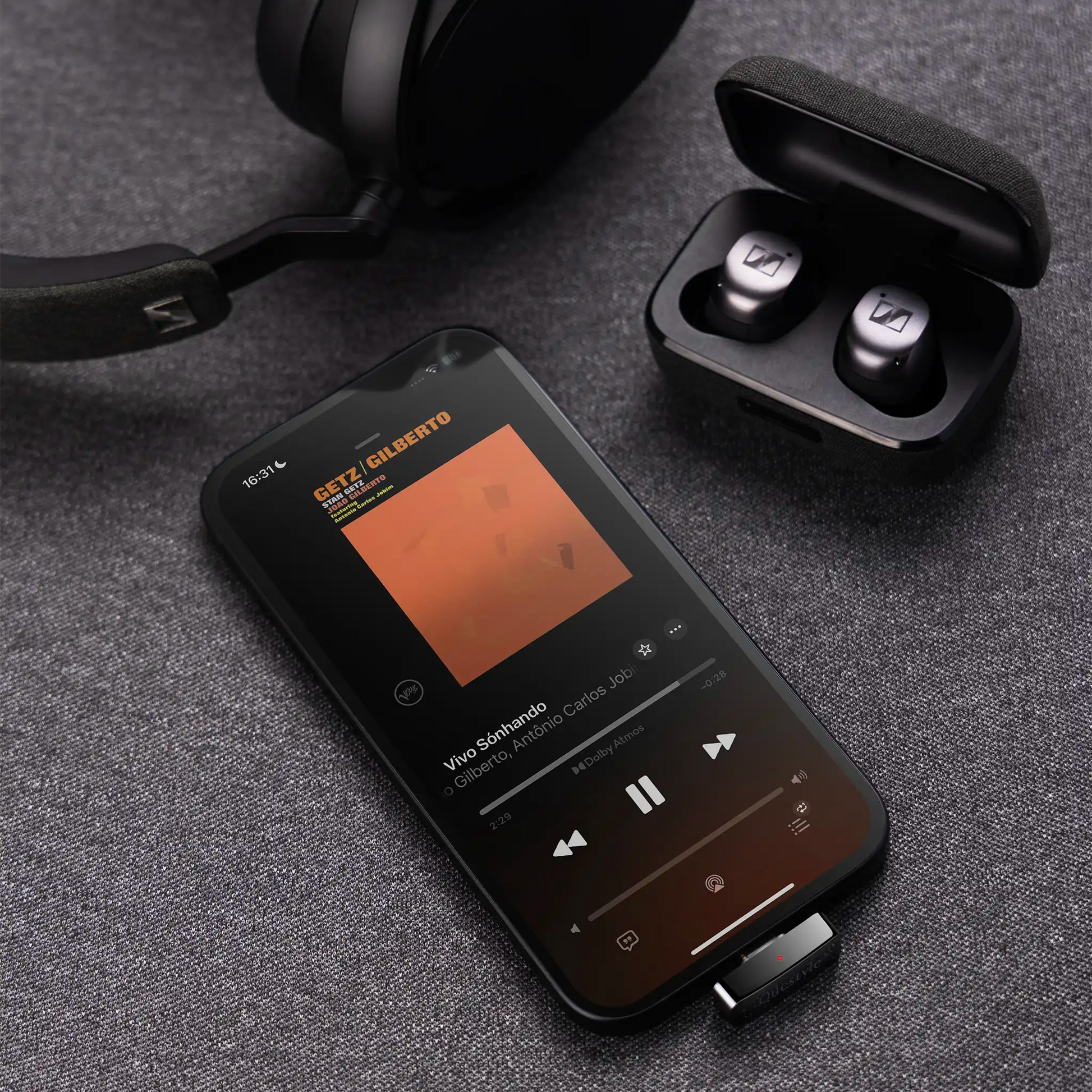 Questyle QCC Dongle Pro Bluetooth 5.4 Transmitter – LDAC Lossless, Snapdragon Sound, aptX Support